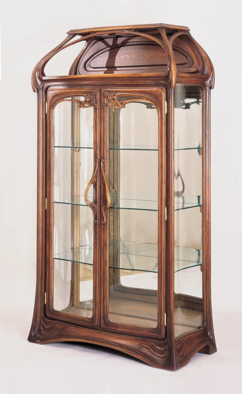 صورة من أعمال CAT Egypt — الأثاث — Art Nouveau