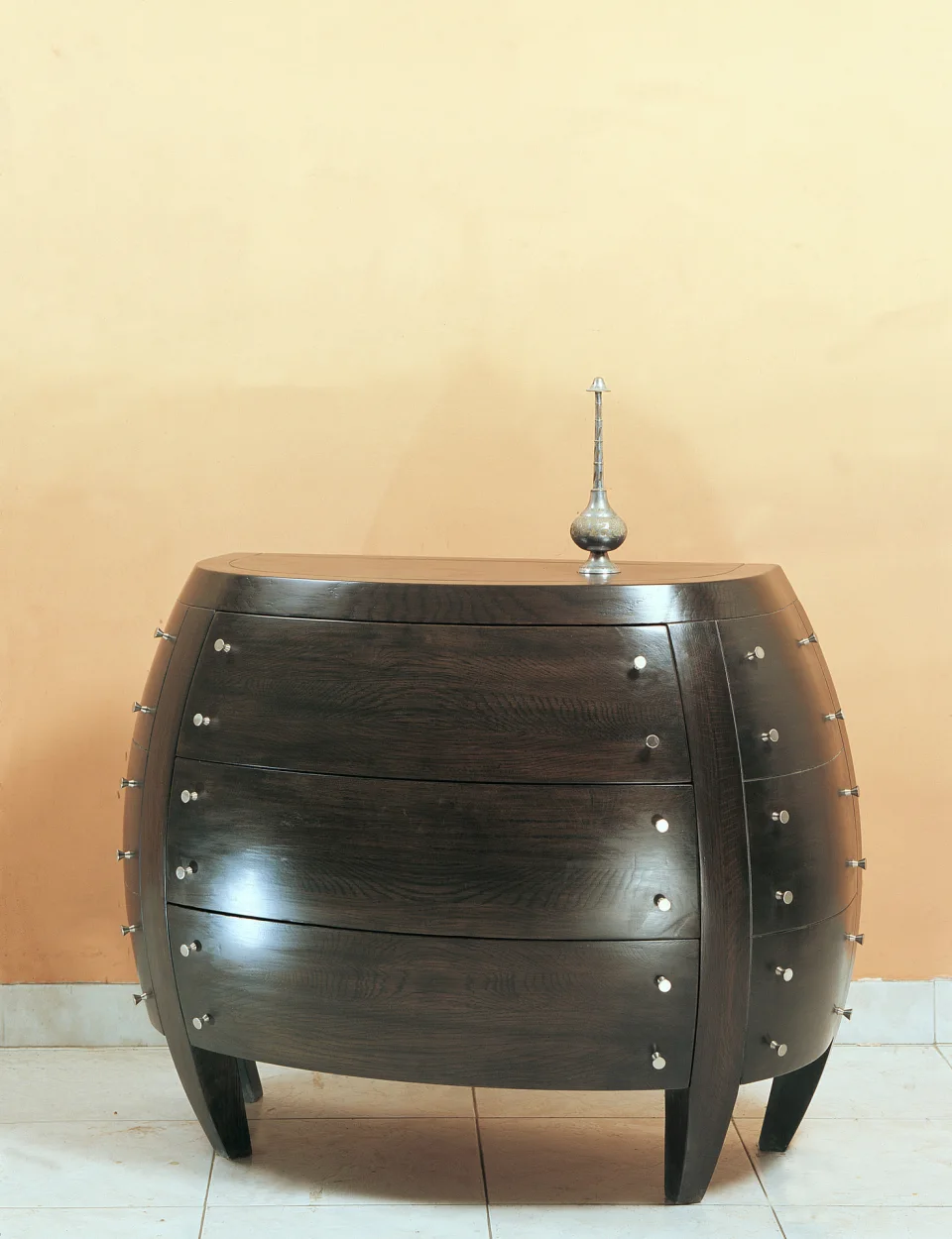 صورة من أعمال CAT Egypt — الأثاث — Oval