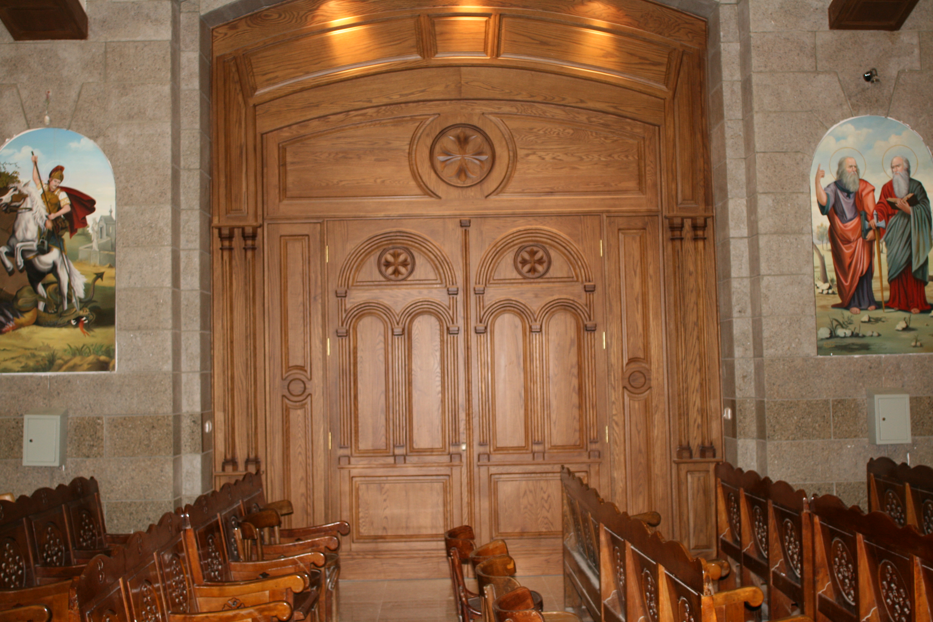 Church of the Virgin Mary and St. Mark — church woodwork — 6th of October City, Egypt — view 12