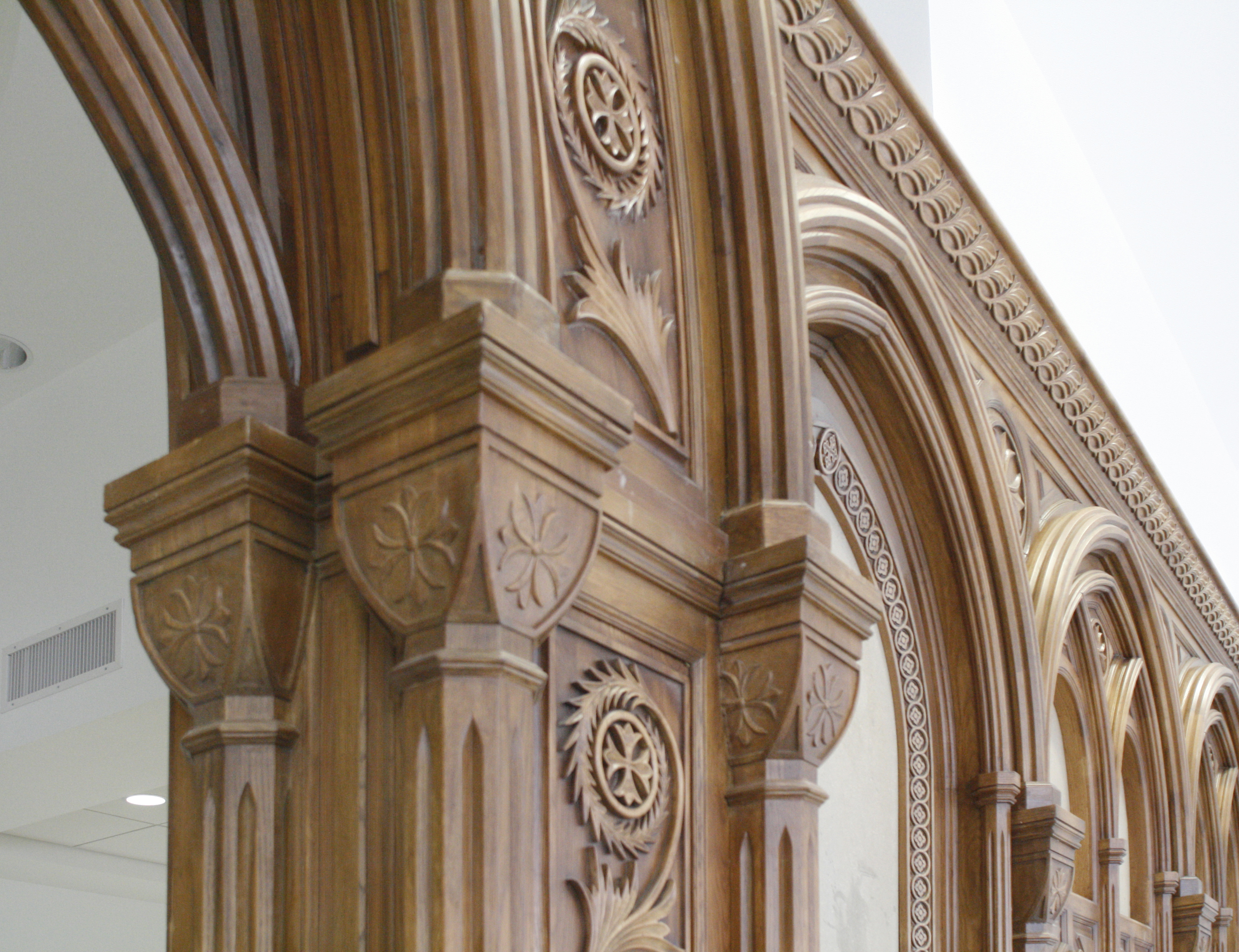 Los Angeles — church woodwork — view 2