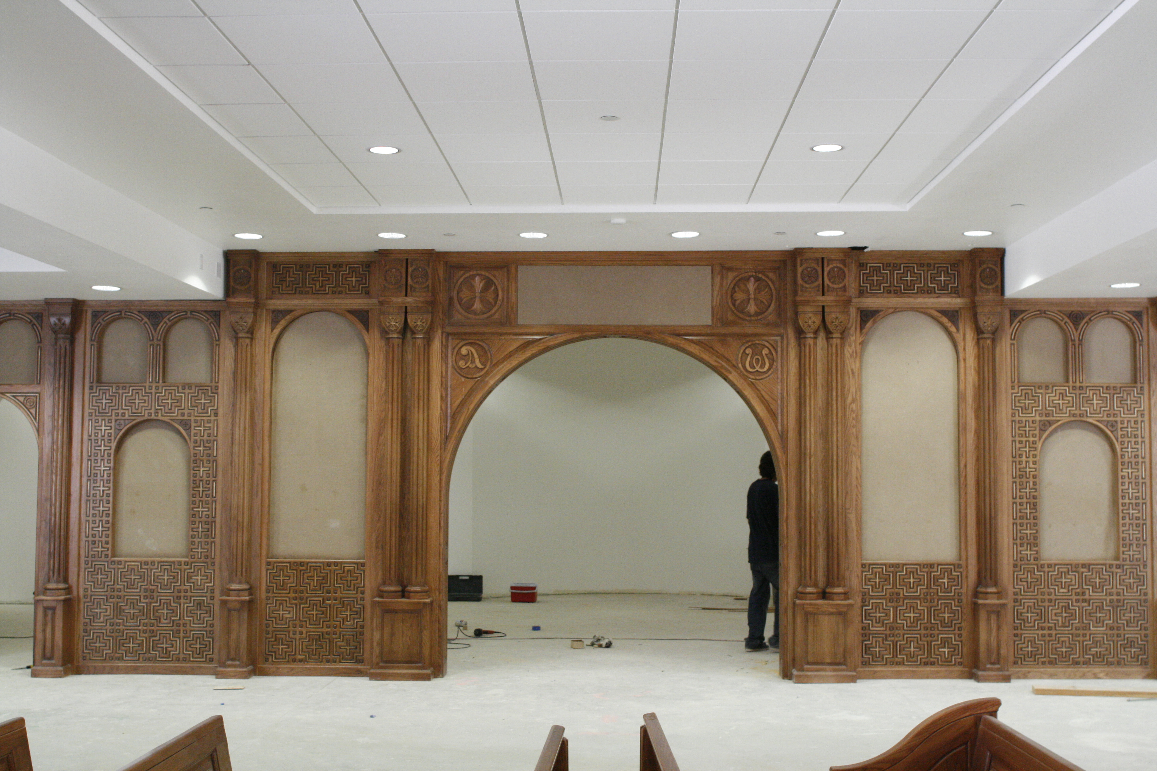 Los Angeles — church woodwork — view 10