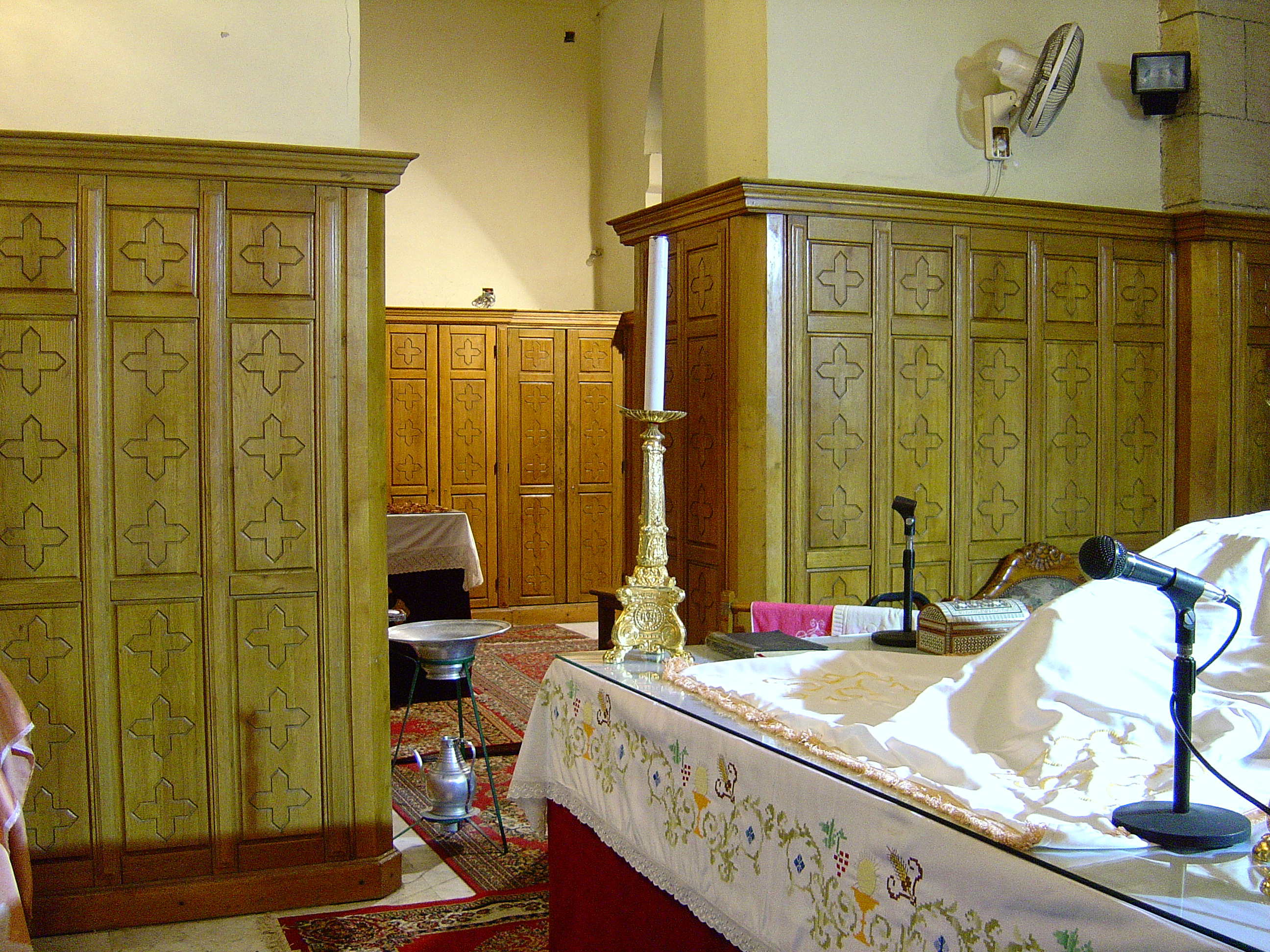 Virgin Mary Corniche — church woodwork — view 4