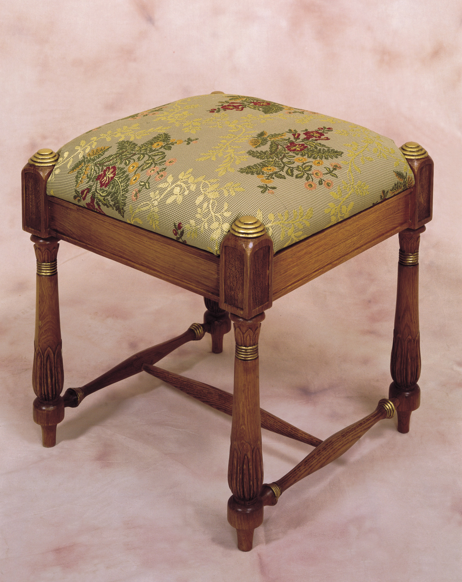 Cleopatra — custom woodwork — view 12