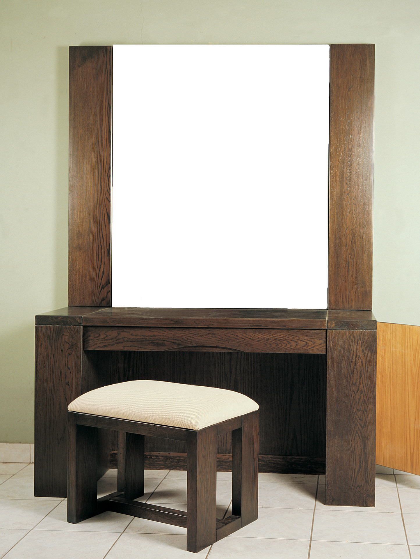 Magy — custom woodwork — view 2