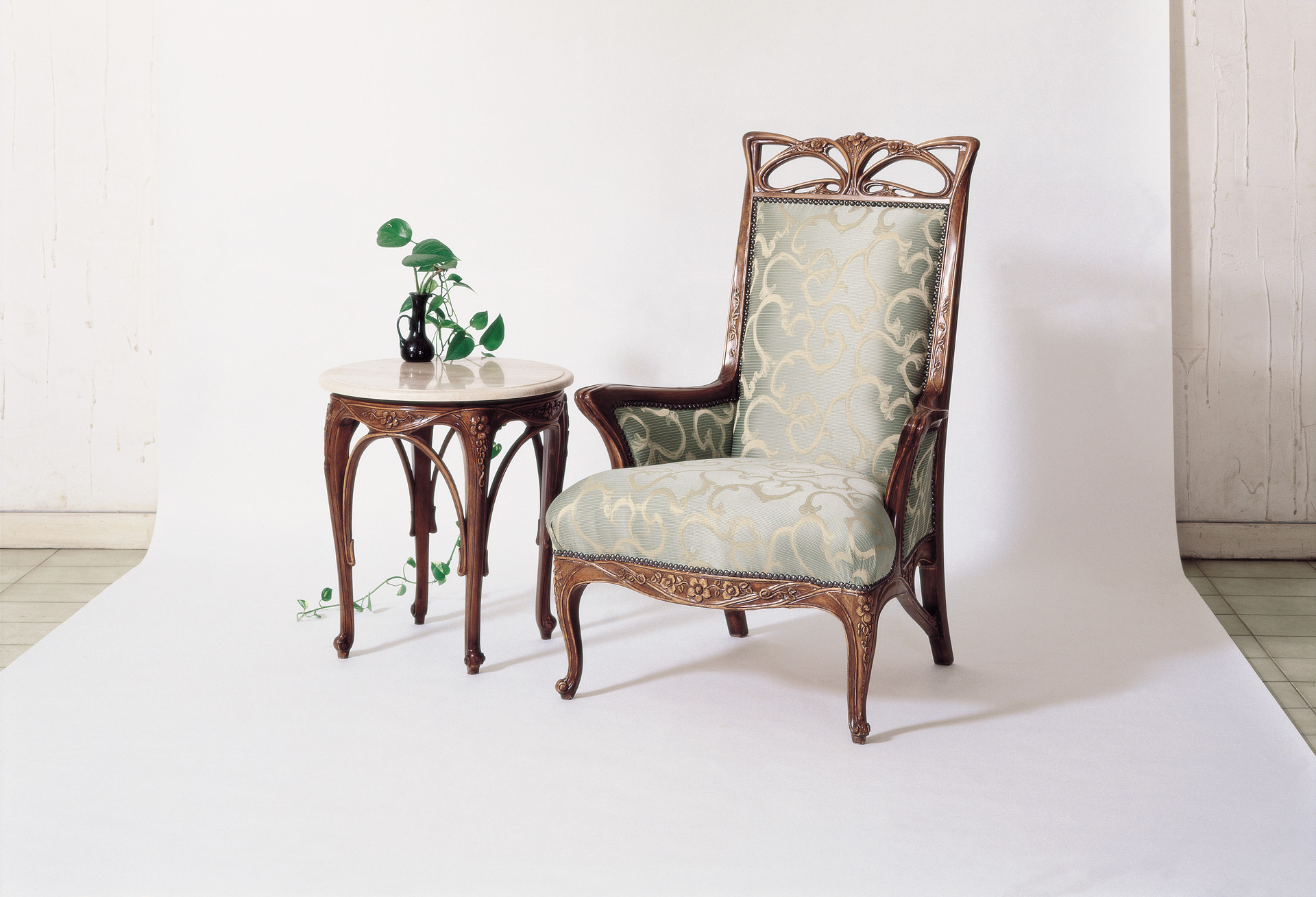 Art Nouveau — custom woodwork — view 14